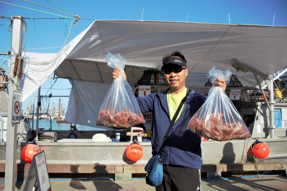 漁人碼頭今日開售斑點蝦