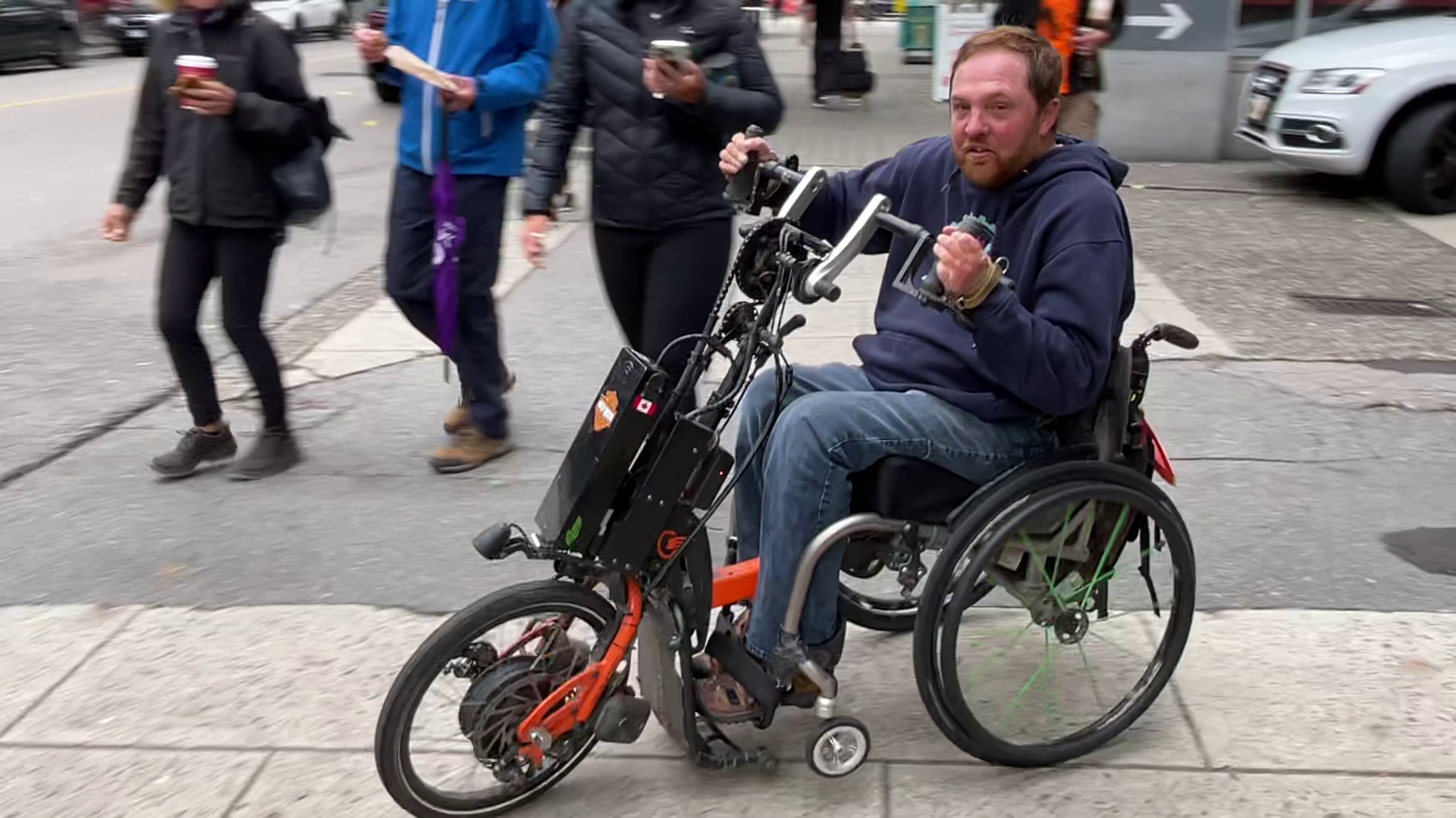 Quadriplegic man hand-cycles across Canada for a cause