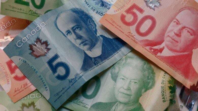 B.C. businesses mixed on minimum wage hikes