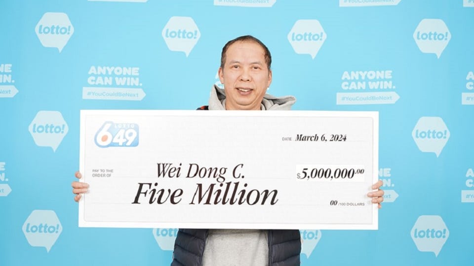 ‘My hand was shaking’: Burnaby man plans to retire with $5M lotto win