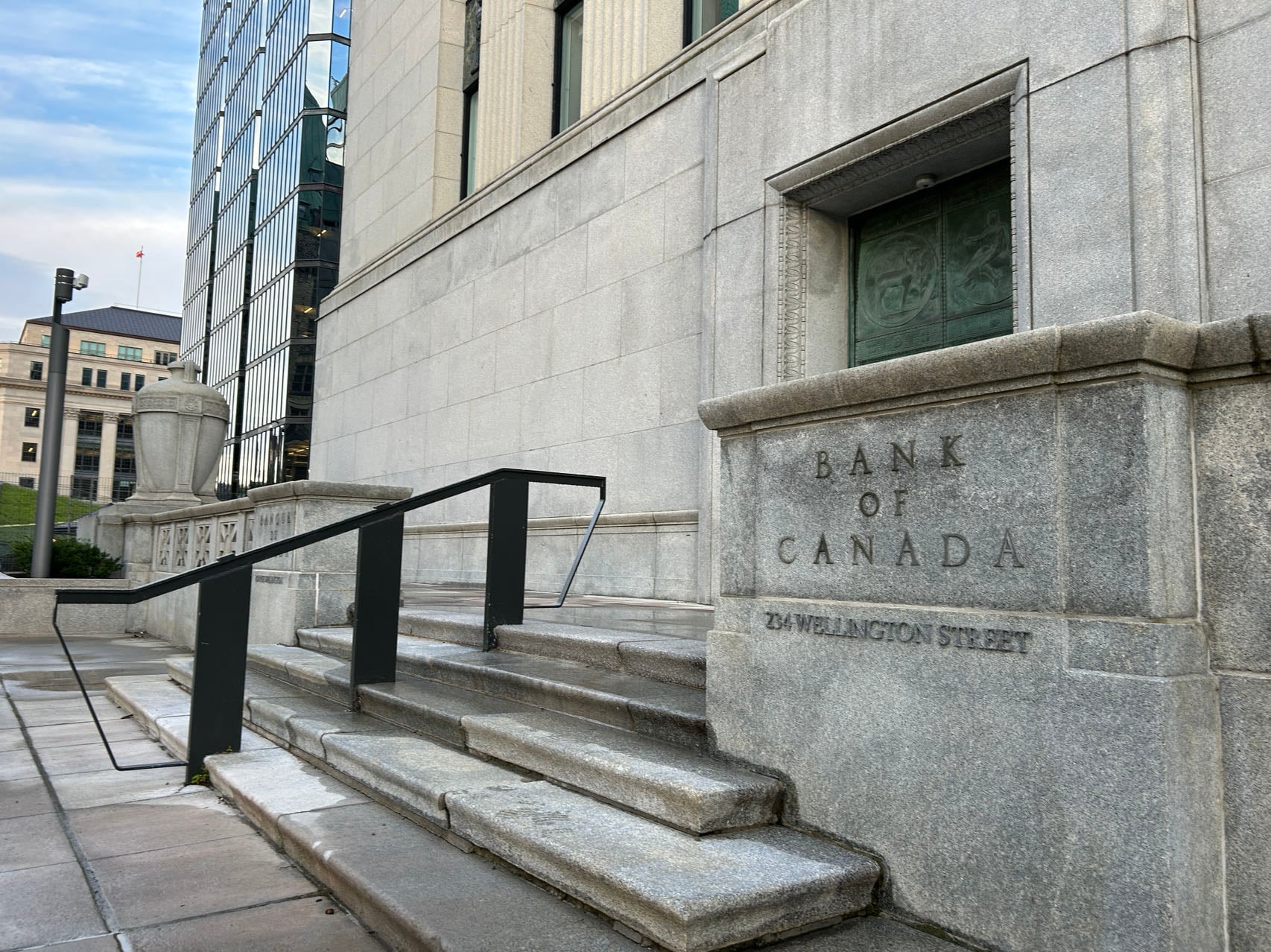 加拿大央行維持利率2.25厘