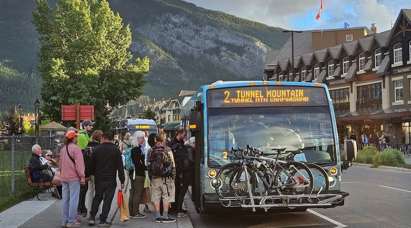 班夫國家公園遊客大幅增加