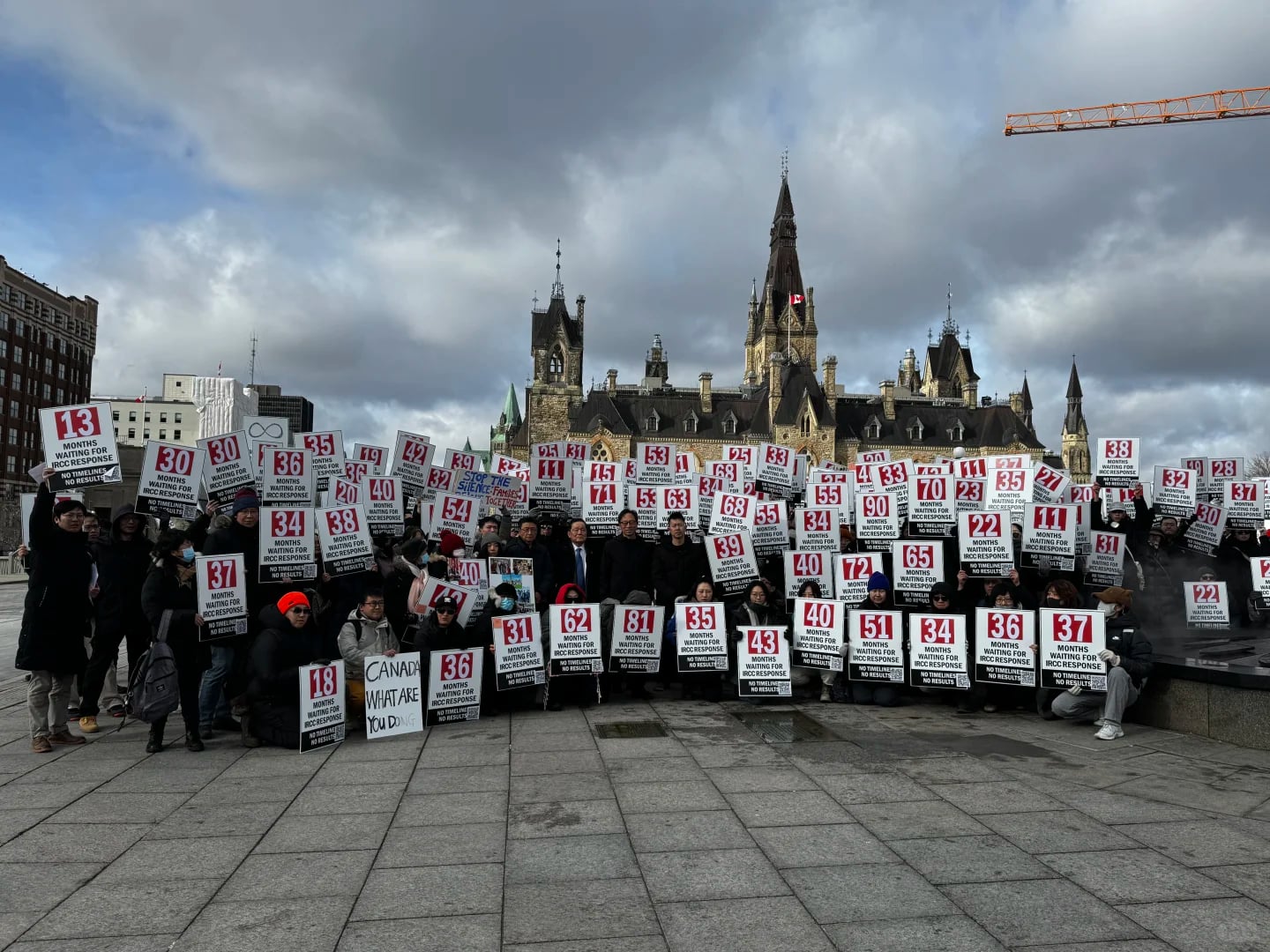 不少移民申請人陷安調黑洞