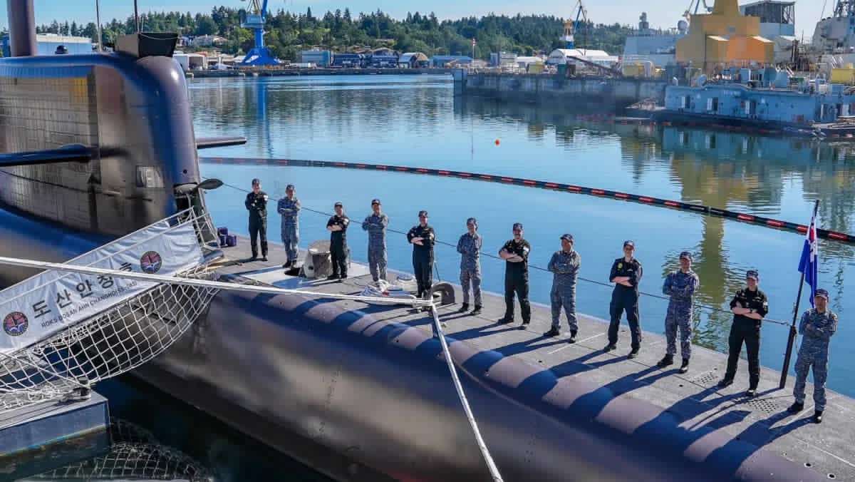 Canadian submariners depart Victoria on Korean sub for joint training