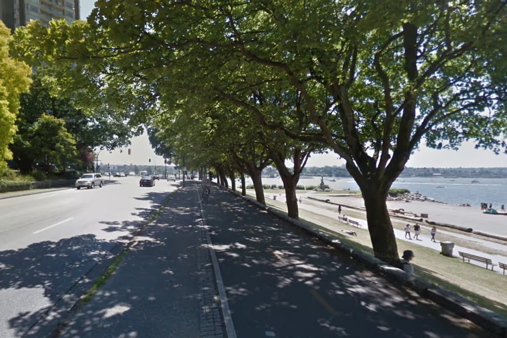 Man sitting in Vancouver park has pants set on fire by stranger